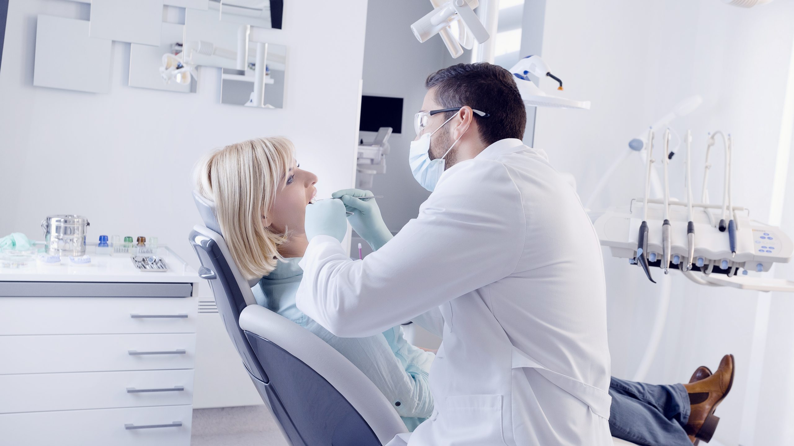 Dentist in Valrico, FL